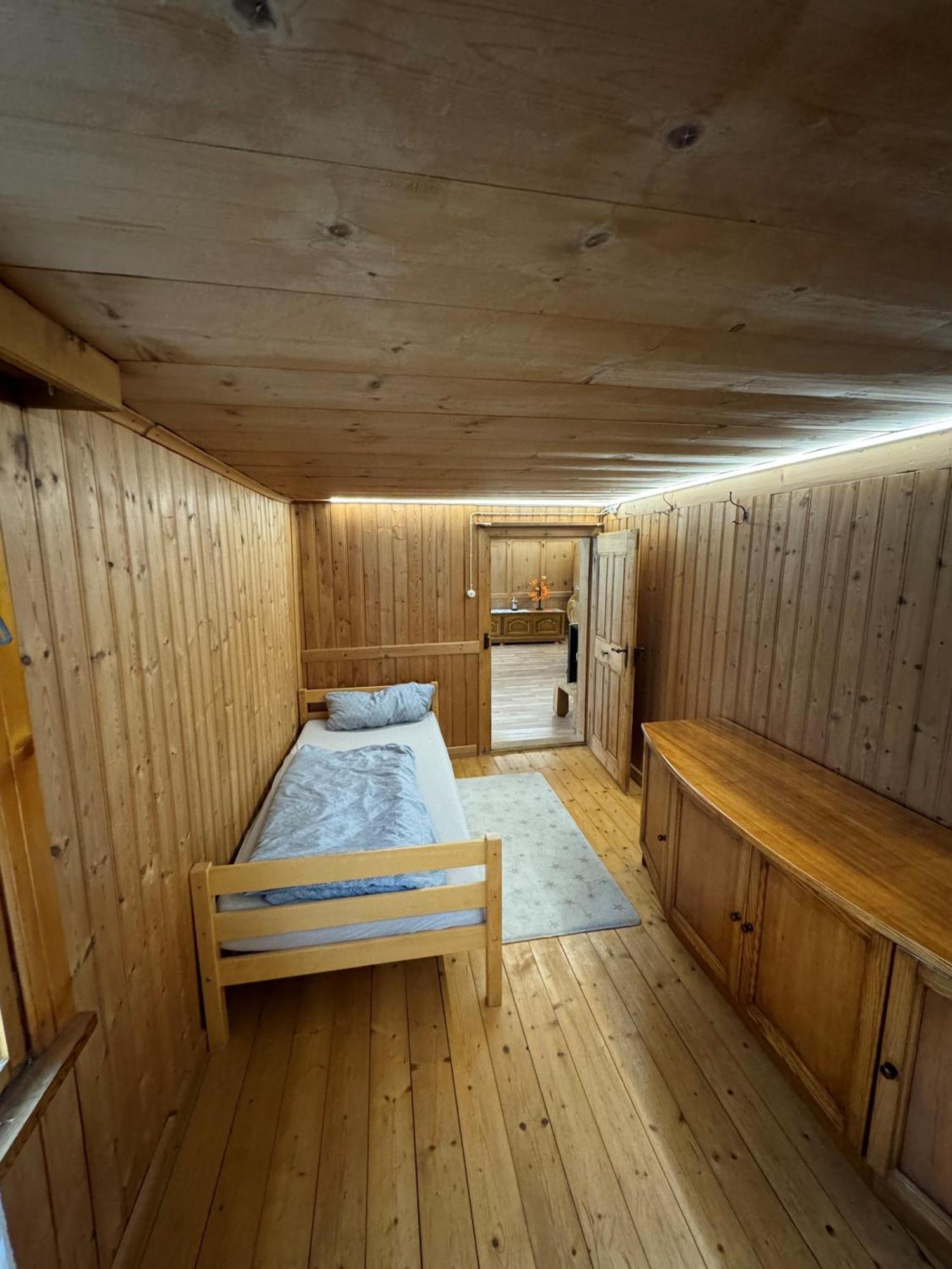 Freundliche 2-Zimmer-Erdgeschosswohnung Mit Garten In Seeberg Sonntag Exterior photo
